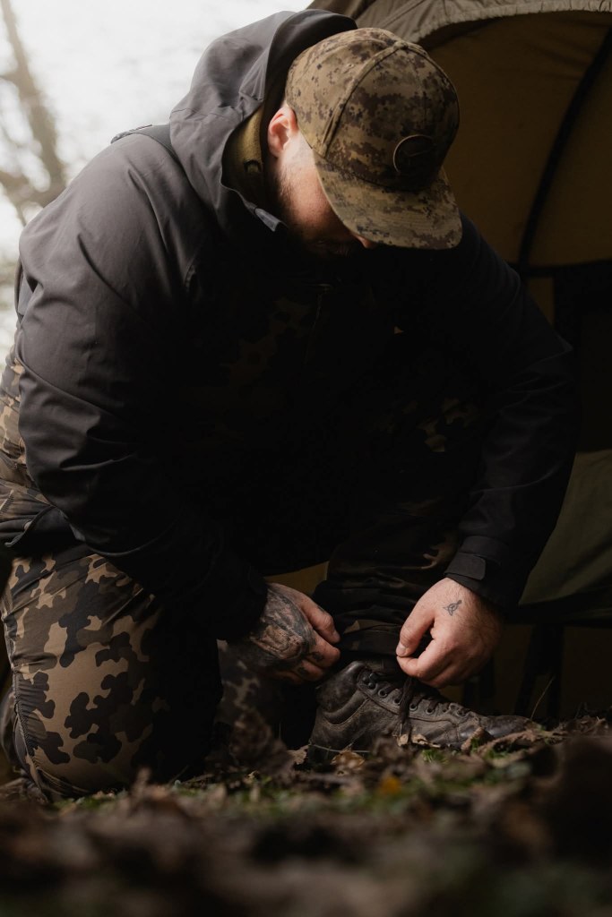 Korda Polar Salopettes Dark Kamo